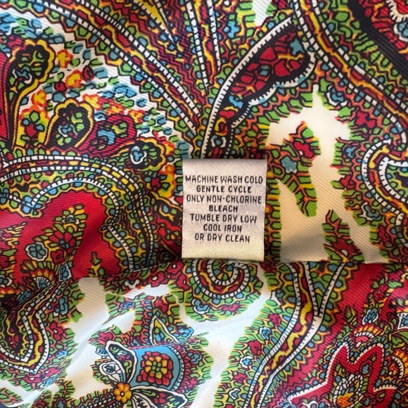 Talbots Barn Vest Quilted With 90% Duck Down - Picture 3 of 8